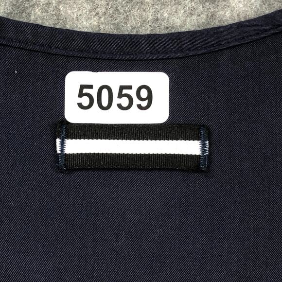 Beyond Scrubs Top Womens Medium Navy Blue V Neck 2 Pocket Stretch Style 5100SB - Picture 12 of 13